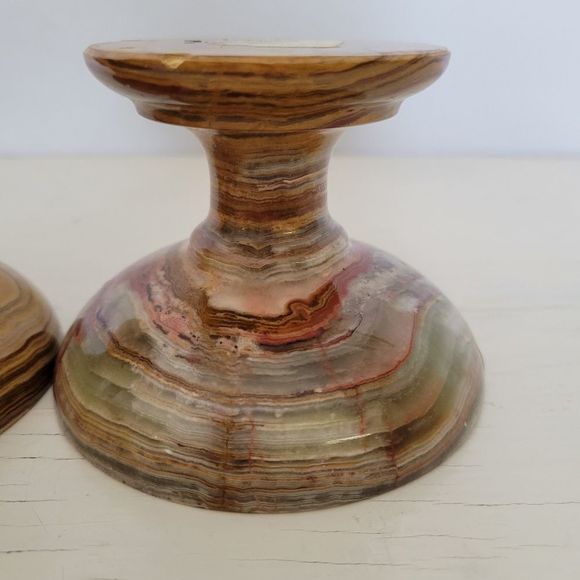 Swirled Onyx Marble Polished Stone Candlestick Holders Carved in Pakistan - Picture 8 of 11
